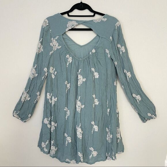 FREE PEOPLE Emma's Embroidered Dress in Misty Green Back Cut Out Detail SZ SP - Picture 11 of 12